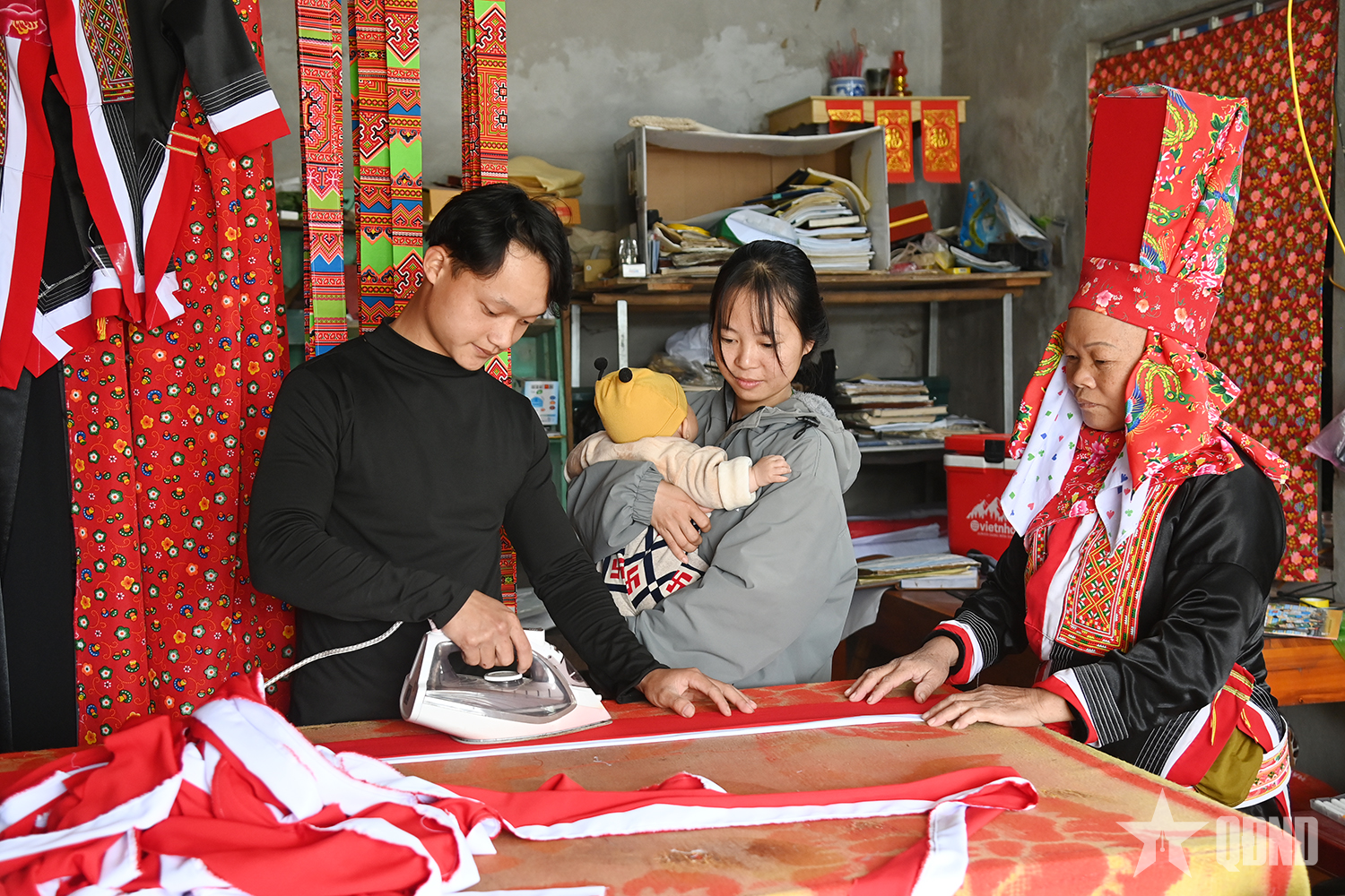 Vững bước tòng quân từ niềm tin vùng Mỏ

